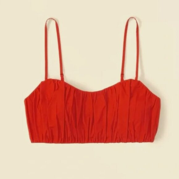 Abercrombie & Fitch Pleated Sweetheart Neckline Crop Top Size Medium NEW - Picture 1 of 5